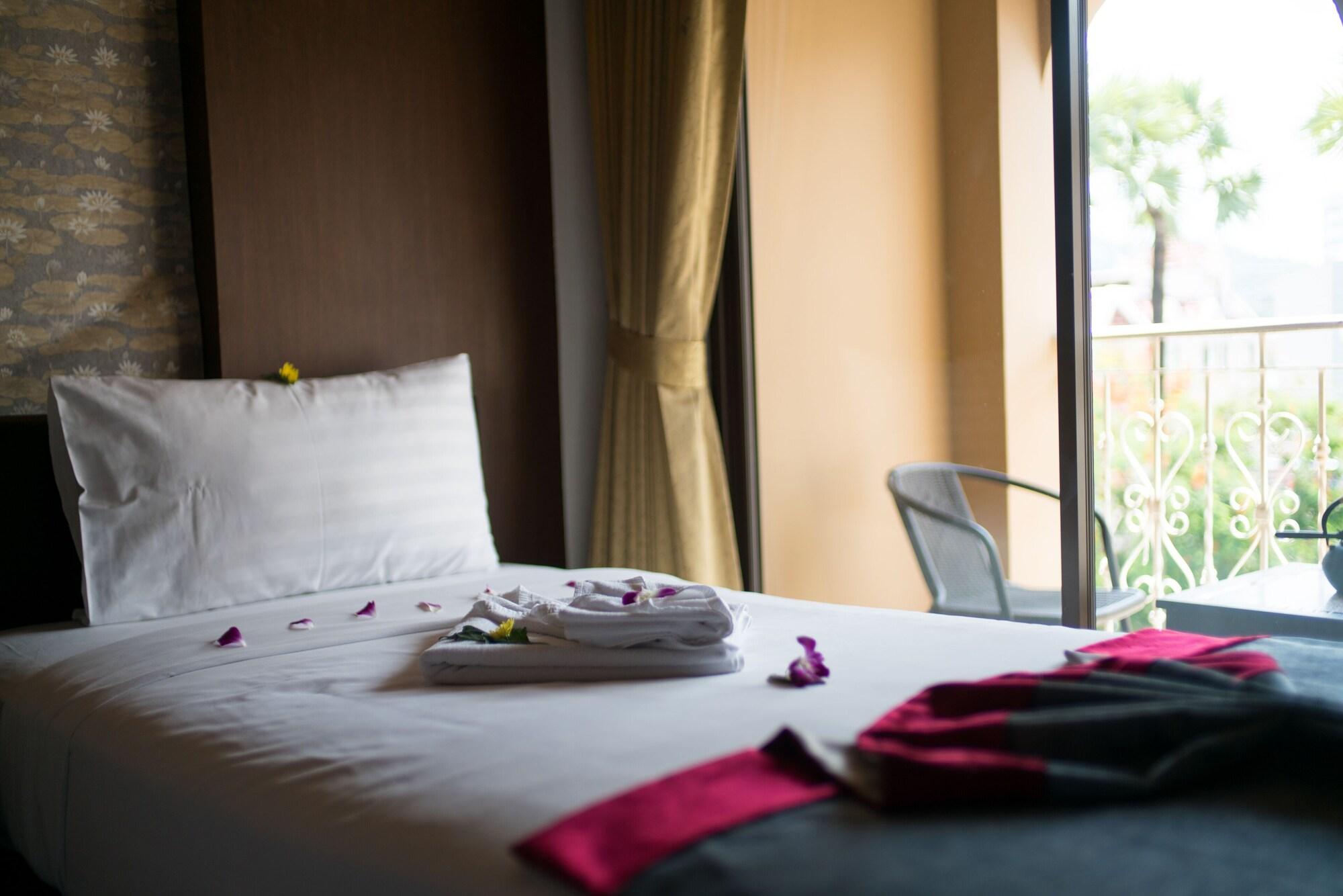 Hotel Minatale Phuket Patong Exteriér fotografie